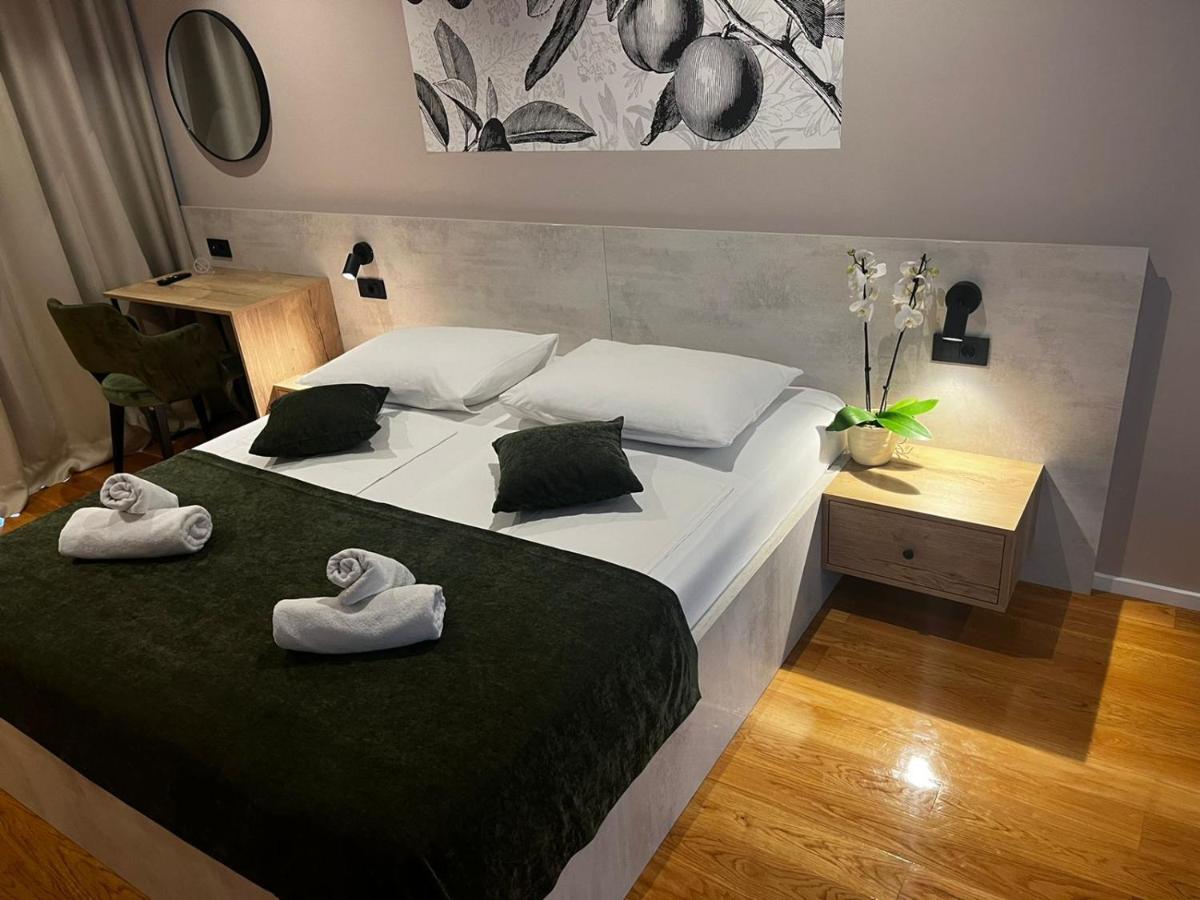 Memori Bed&Breakfast Rab Town Bagian luar foto