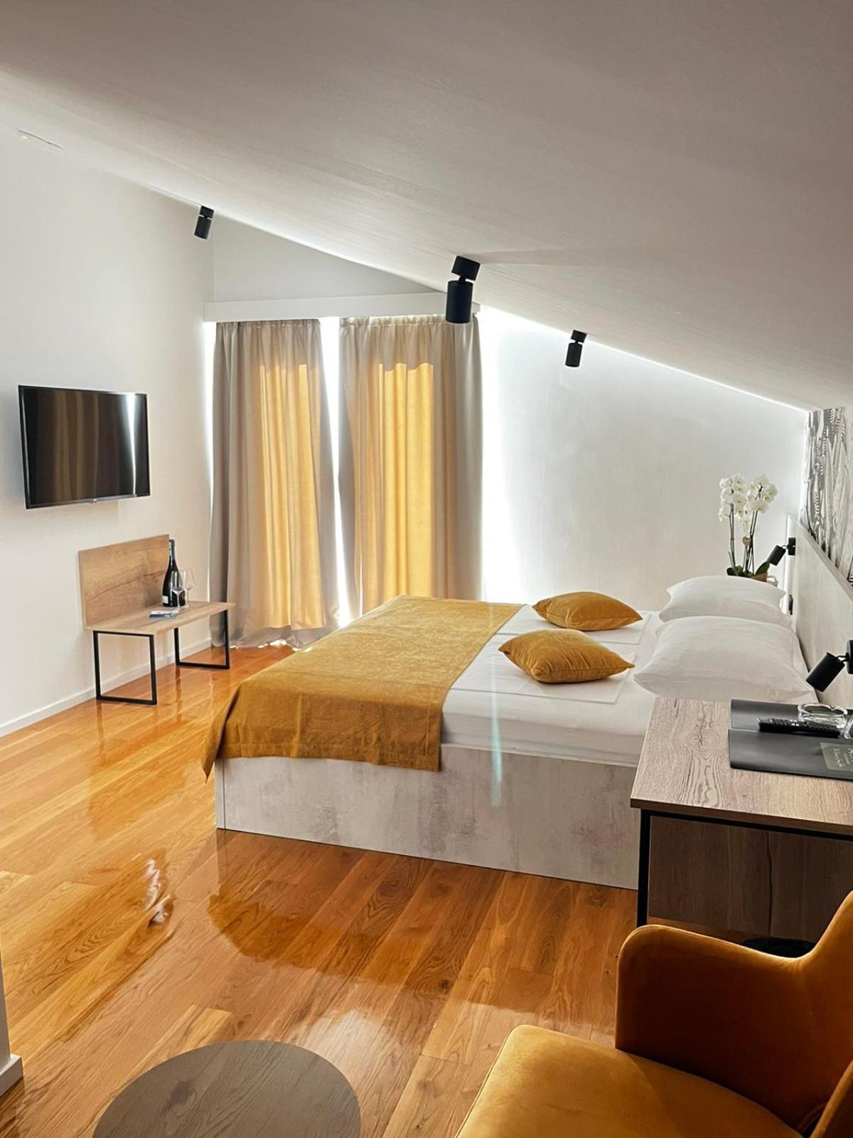 Memori Bed&Breakfast Rab Town Bagian luar foto