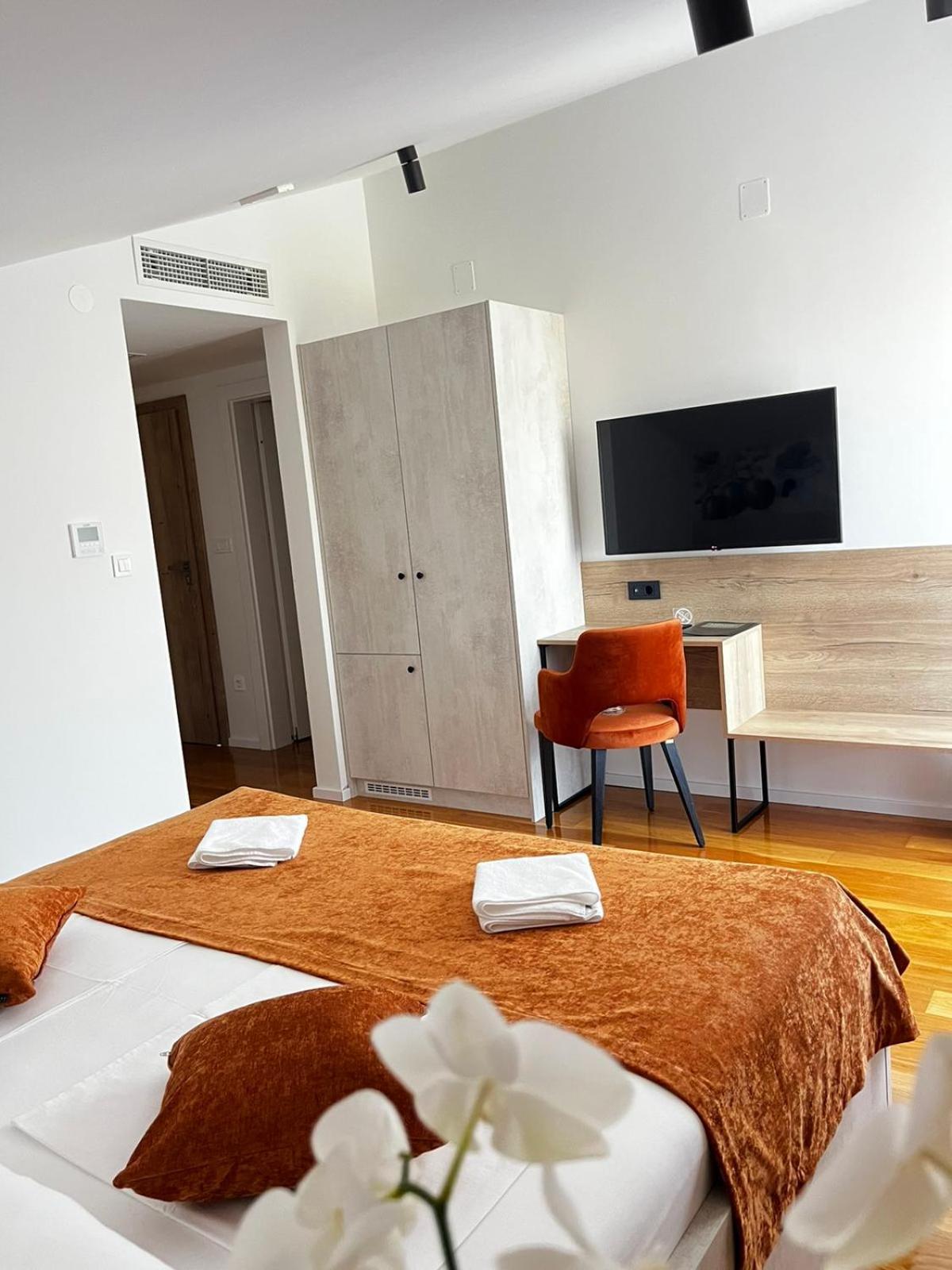Memori Bed&Breakfast Rab Town Bagian luar foto