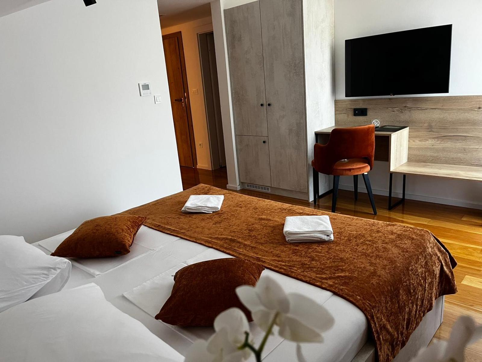 Memori Bed&Breakfast Rab Town Bagian luar foto